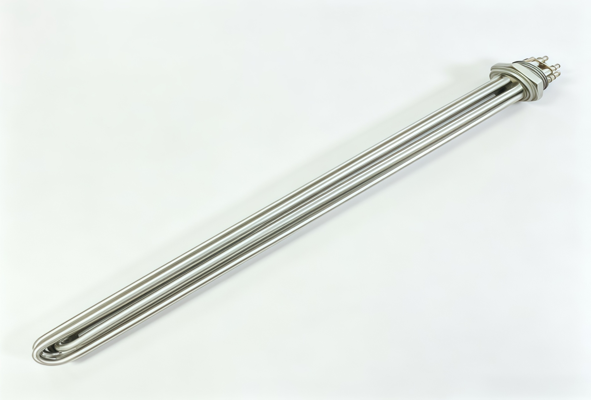 Water pump heating pipe
