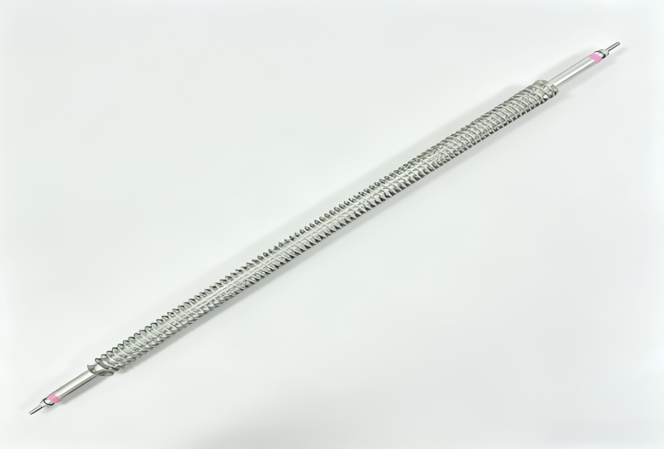 Straight Finned Heating Tube With Mounting Bracket
